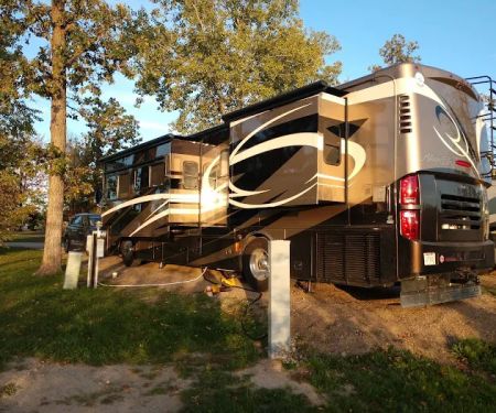 Royal Oaks RV Park