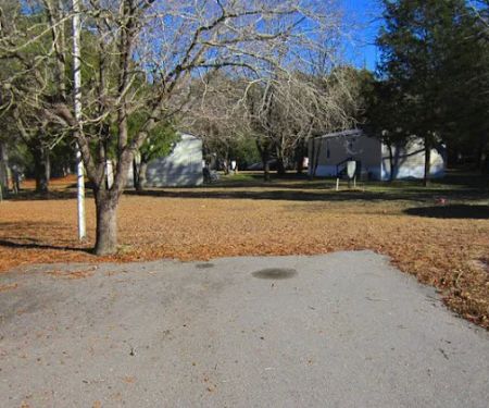 Gray's Creek Mobile Home Community