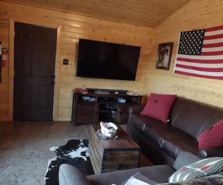 Cabin Retreat at BigD'sX2