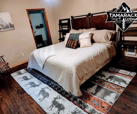 The Tamarack Lodge