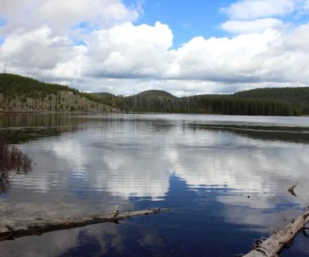 Wolf Lake 4G7