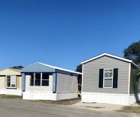 The Oaks at Panama Park Manufactured Housing community