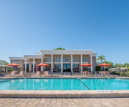 Lakeshore Villas