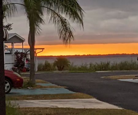 Lakemont Shores
