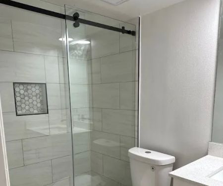Lakeport Landing Apartments, RVs & Storage