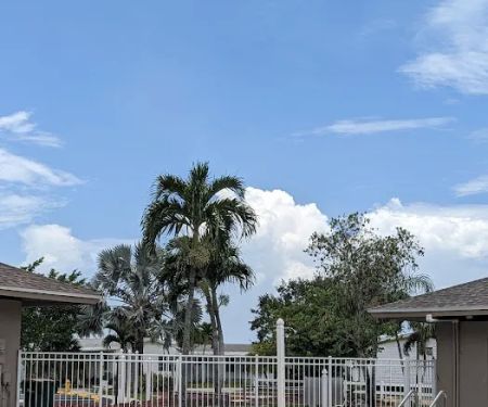Tall Oaks of Naples