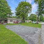 Country Manor