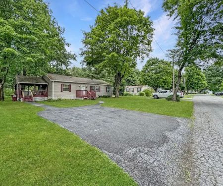 Country Manor