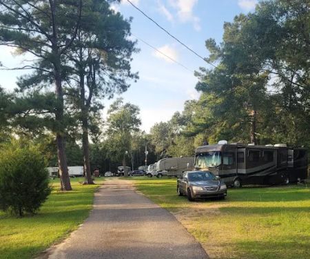 V & S RV Park