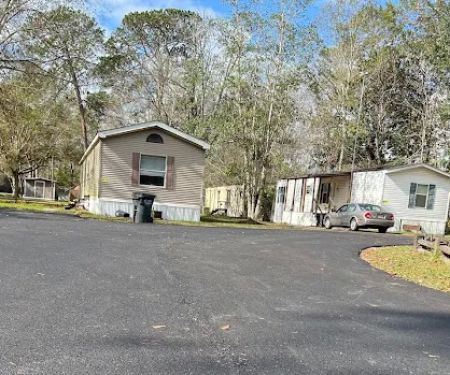 Oak Villa MHC
