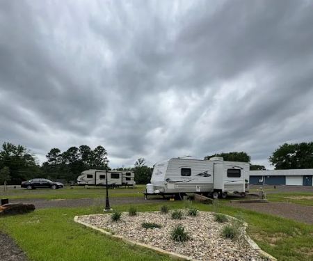 7 Pines Park