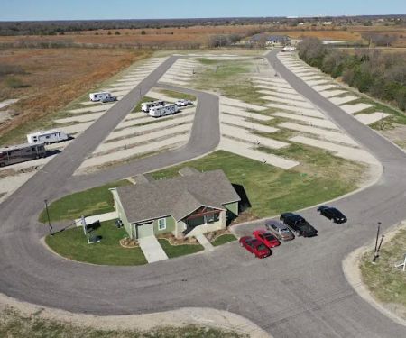 1770 West I-30 RV Park