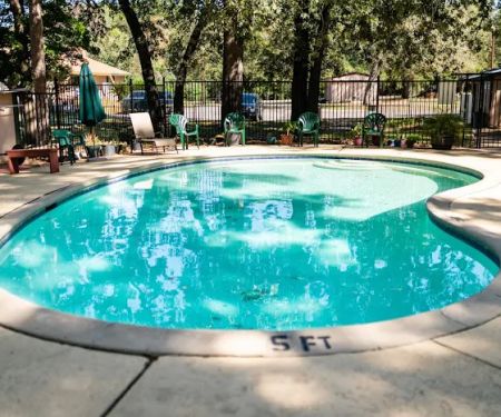 Crockett Lakefront Rv Resort & Marina