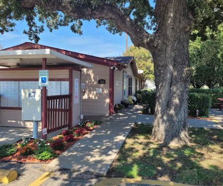 Lake Forest Mobile Home Park
