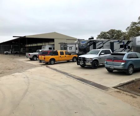 Hilltop Apartments and RV Park