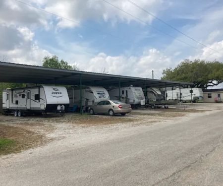 Oak Tree RV Park