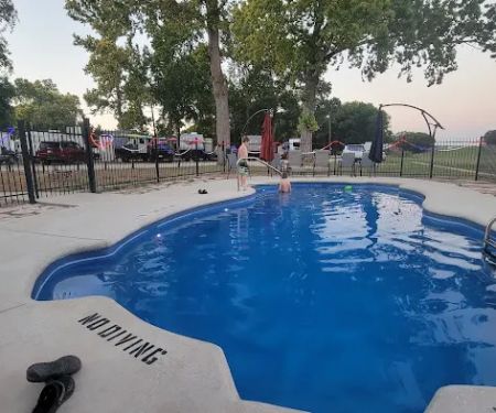 Twin Palms RV Park