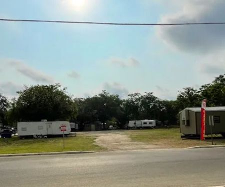Arched Oak RV Park