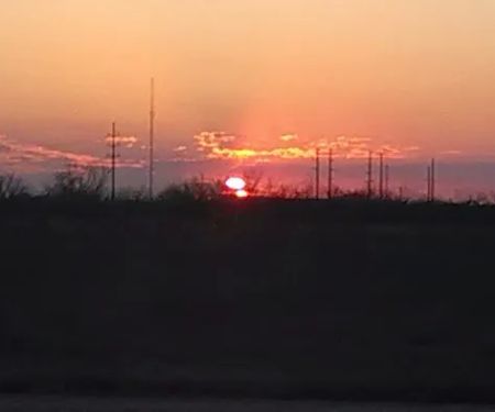 SUNNY SKIES RV PARK