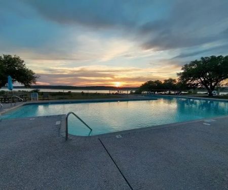 Lake Pointe RV & Condo Resort