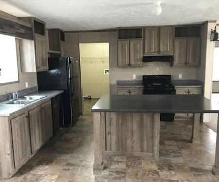 Lecompton Manufactured Home Community