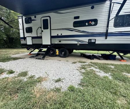Suncatcher Lake RV Park