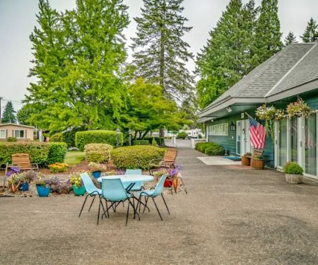Chalet Village
