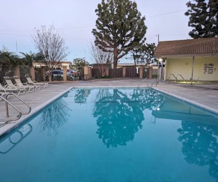 Plaza Pines Estates
