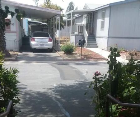 Sequoia Plaza MHP