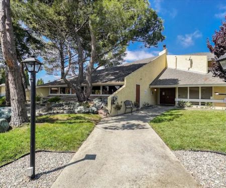 Oak Crest Estates