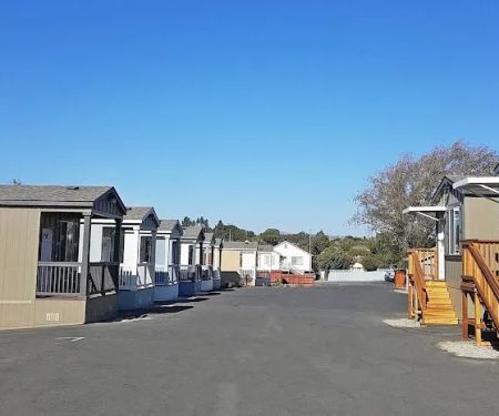 Glen Cove Estates