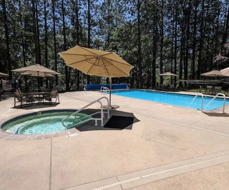 Ponderosa Pines Mobile Home