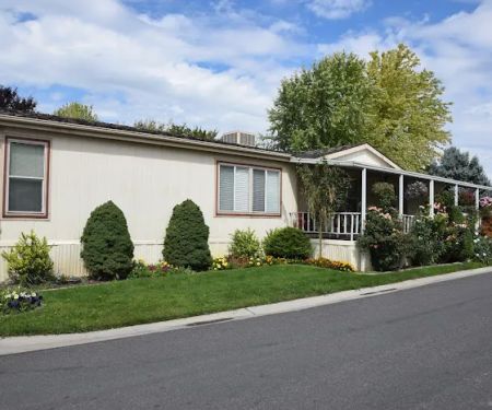 Crescentwood Village Manufactured Home Community