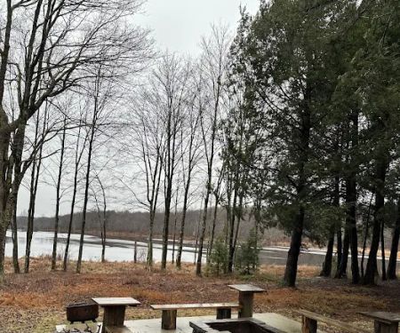 Hemlock Point Lodge
