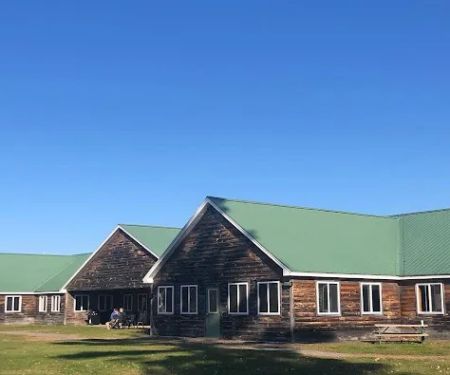 Twin Ponds Lodge