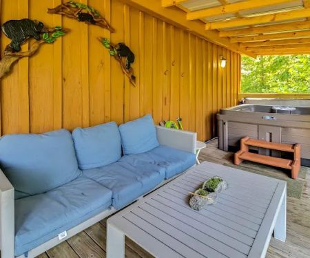 Little Bear Cabin