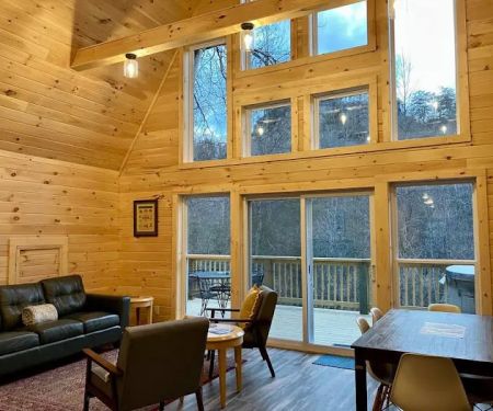 Great Heron Cabin