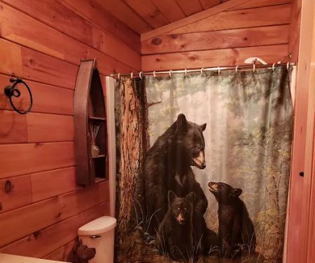 Bear Bottoms Chalet