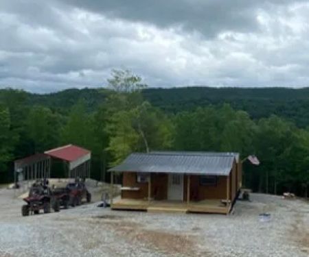 WILDCAT CABIN’S NEAR BRIMSTONE AND TWRA