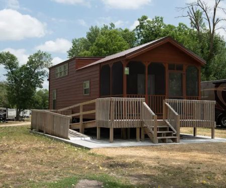 Yogi Bear’s Jellystone Park RV Resort at Monticello, IA