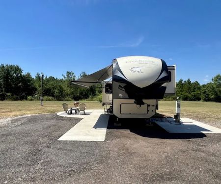 Sunset RV, Avalon Section