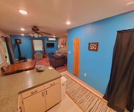Trails End Cabin