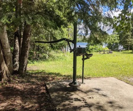 Larson Lake Campground
