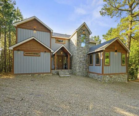 Copper Leaf Lodge