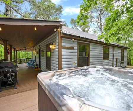 Bearskin Lodge