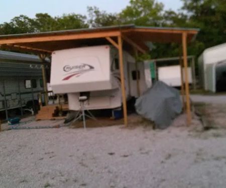 Sportsman's Lodge