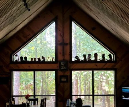 Crazy Horse Cabin