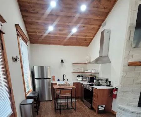 The Mara Cabin