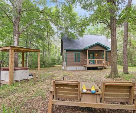 Summertree Cabin