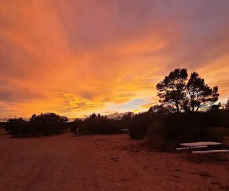 Grand Canyon Caverns Campground